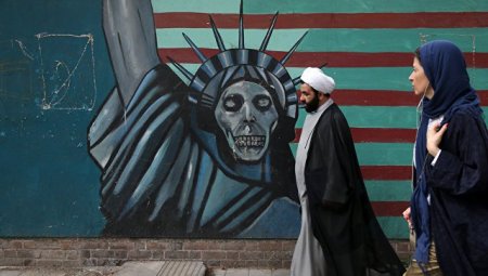 Avropa şirkətləri İranı ardıcıl tərk edir və Tehran təklənir – Təhlil
