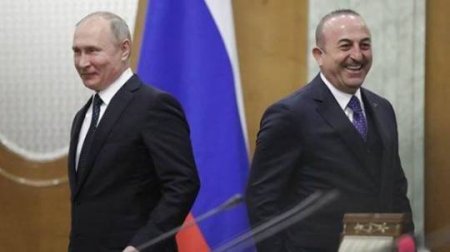 Çavuşoğlu: "Putinlə zarafatlaşacaq qədər rus dili bilirəm"