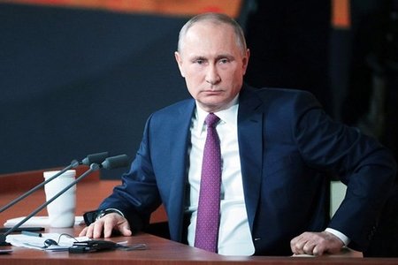 Putin reytinqində şok yaşayır
