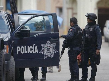 Meksikada federal təhlükəsizlik qüvvələrinin 4 əməkdaşı öldürüldü