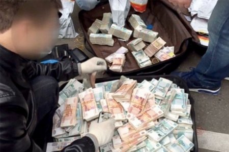 Peterburqda azərbaycanlı “qara bankirlər” tutuldu - 6 AYA 18 MİLYON QAZANIB ...