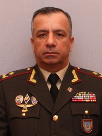 General Vidadi Əliyevin “işədüzəltmə kantoru”