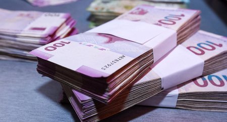 Azərbaycan əhalisinin banklarda nə qədər pulu var?