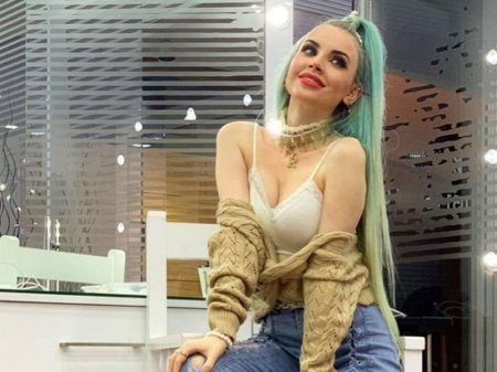 Pornoçarxı yayılan azərbaycanlı model danışdı