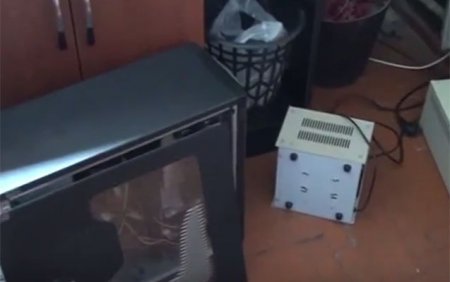 Azərbaycanda qəzet redaksiyası qarət olundu