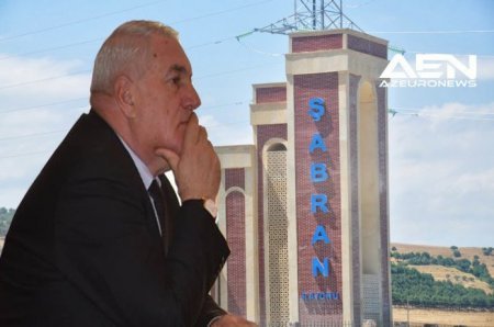 Şabranın başçısı balıq vətəgəsinə girişib - FOTOLAR