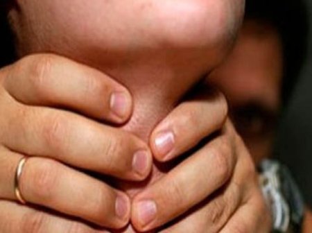 Beyləqanda arvadını boğaraq öldürən şəxs POLİS İŞÇİSİDİR