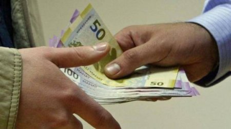 Şagirddən pul yığan müəllimləri hansı cəza gözləyə bilər?