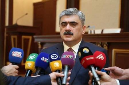 Heç nədən hay-küy: - Nazirin bəyanatını devalvasiyaya yozmaq yanlışdır
