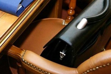 Korrupsiya ilə əlaqədar 100-dən çox gömrük əməkdaşı işdən azad edilib