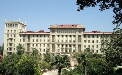 Böyük obyektlərə vaxt verildi - Hökumətdən şadlıq evləri, marketlərlə bağlı ...