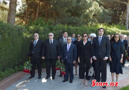 Mehriban Əliyeva öz komandasına rüşvətə meyli olmayan, ağıllı, bacarıqlı gə ...