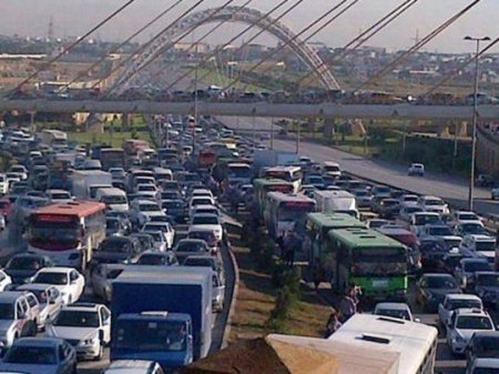 Tıxac problemi və sürücü mədəniyyəti: Onlar arasında əlaqə varmı?