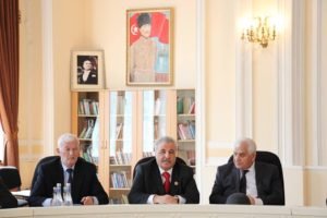 Vaqif Abdullayevin “Heydər Əliyev Milli – Siyasi Elitamızın ZİRVƏSİ” adlı kitabının təqdimatı-FOTOLAR