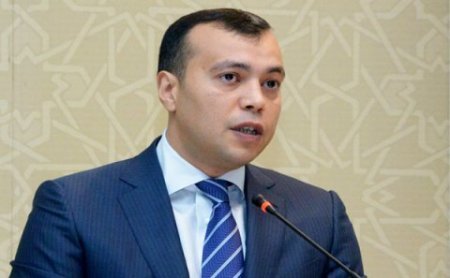Sahil Babayevin nazirliyində QALMAQAL - Nələr baş verir?