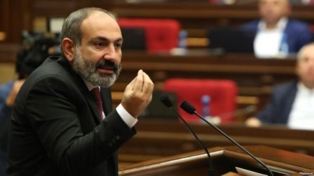 PAŞİNYANIN “TOST” HÖKUMƏTİ YENİ İNQİLABA APARIR: “cəhənnəm qapıları” uçub, cəmiyyətin bütün əxlaqsızlıqları üzə çıxıb – Təhlil