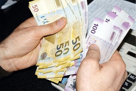 Biznes kreditlərinə də kompensasiya verilməsi gündəmdə - Belə deyirlər...