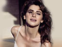 Nəsrin Cavadzadə ərə gedir?