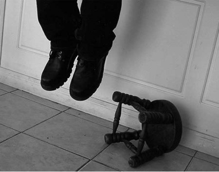 Salyan şəhərində intihar