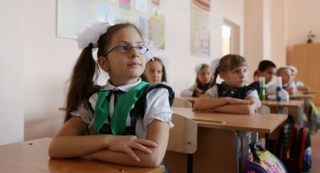 Azərbaycanda rusca təhsil DAVASI... - 