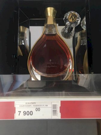 Azərbaycanda 8 minə satılan konyakı kimlər alır?