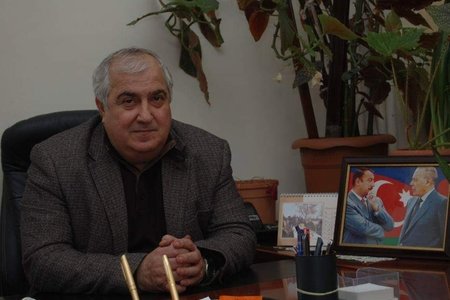 BDU-nun qalmaqallı müəllimi 50 min rüşvət verdiyini təsdiqlədi: - oğlunu iş ...