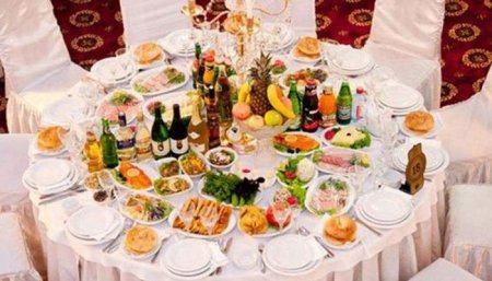 Restoranlarda kütləvi zəhərlənmələr: Tahir Əmiraslanov səbəbləri açıqladı