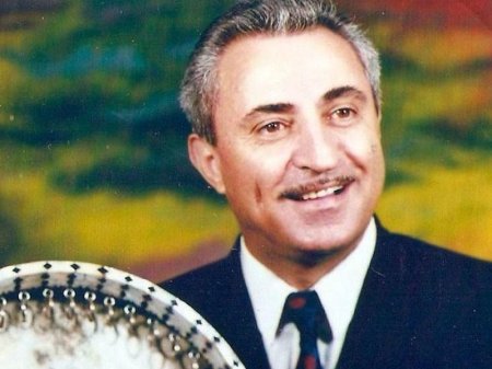 Səhnəmizin təkrarsız Məcnunu - Baba Mahmudoğlunu niyə həbs ediblərmiş?.
