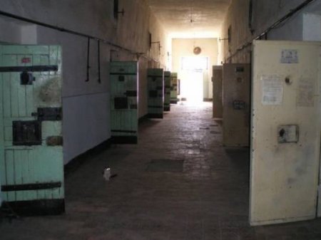 Stalinin də yatdığı Bayıl həbsxanası: 
