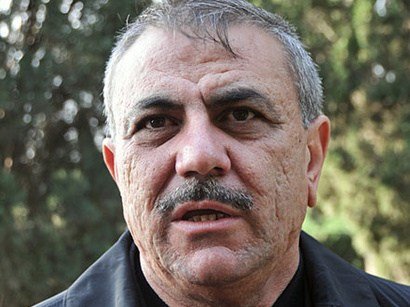 Deputatın qələmi qırılıb..