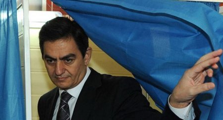 Əli Kərimlinin sağlam tənqidə dözümsüzlüyü