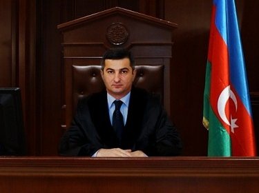 Vətəndaş Ədliyyə nazirinə minnətdarlıq etdi-Belə hakimləri qorumaq lazımdır