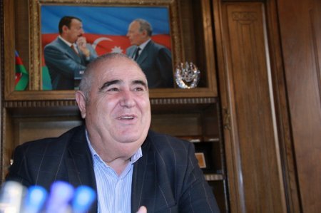 Şərurulu İsfəndiyardan daha bir şikayət...