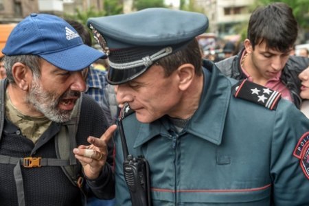 “BACARMIRSAN İŞDƏN ÇIX, KAZARYAN MƏŞĞUL OLAR...”