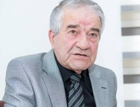 “Bu cür adamlara demişdim ki, klassiklərimizə sürtüşməyin, yoxsa onlardan hamilə qalarsınız...”