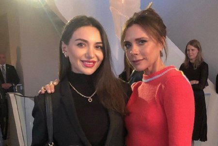 Günel Hümbətova Viktoriya Bekhemlə bir arada