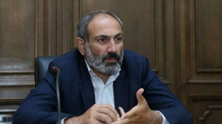 Paşinyanın “əriyən” populyarlığı