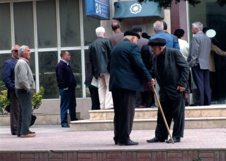 Azərbaycanda “qara mühasibatlıq”: Pensiya yaşına da təsir edir - TƏHLİL