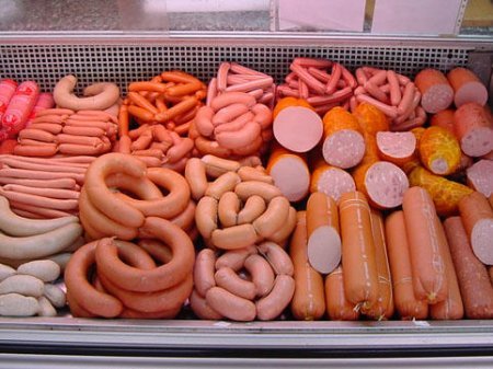 AQTA “Flaqman” kolbasa sexini yoxlayıb