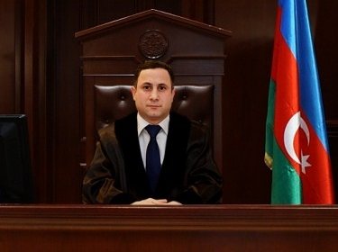 Biznesmen hakim qanunları saymır –Sumqayıt Apellyasiya Məhkəməsinin hakimi  ...