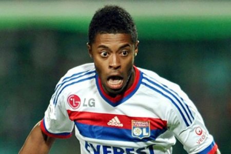 Braziliya milli komandasının sabiq futbolçusu karyerasını bitirib