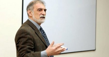 Keçmiş səfirin tərbiyəsizliyinə gənc fəaldan SƏRT TƏPKİ: - “Üzünüz olmamalıdır...”