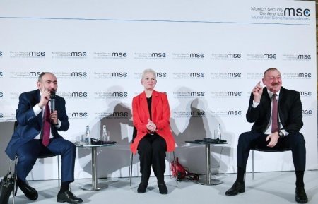 Əliyev-Paşinyan debatından erməni mediası nələr yazır? - Sitatlar