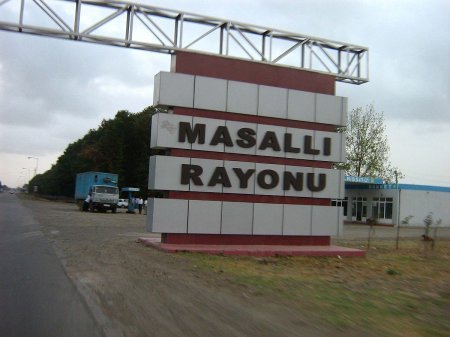 Masallı DYP-nin rəisi İkram Məmmədov sürücüləri belə şərləyir - VİDEO