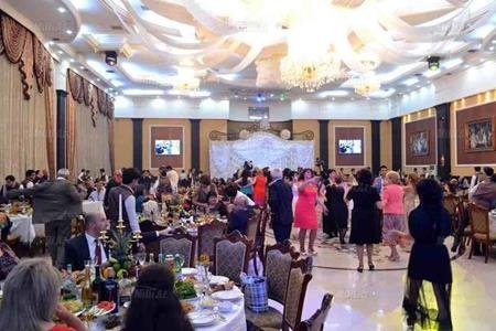 “Ev sahibi toya 300 qonaq çağırır, 350 nəfər gəlir...”