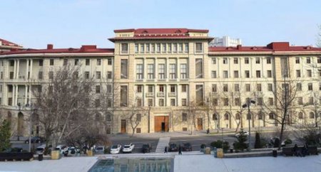Azərbaycanda vətəndaşlara evdən çıxmaq qadağan olundu - RƏSMİ