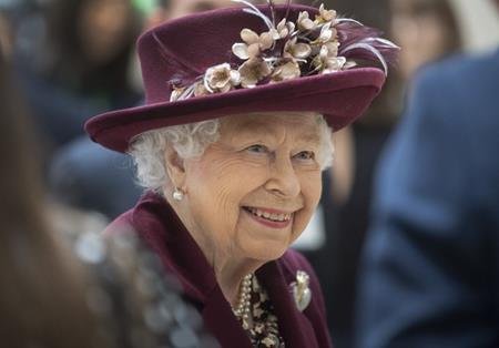 68 ildir taxtda olan kraliçaya yolun sonu görünür – Koronavirus Londonu da dəyişir -