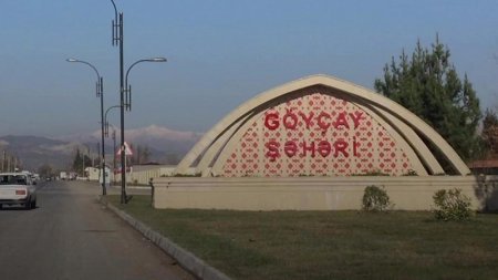 Göyçay RİH rəsmisi saxta icazə kağızı satır