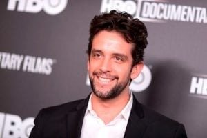 Məşhur aktyor bir ayağını itirdi - Korona dəhşəti