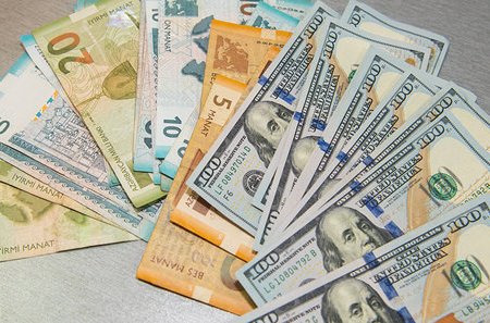 “Dolların bahalaşması ilə bağlı gözlənti təbiidir” - ekspert